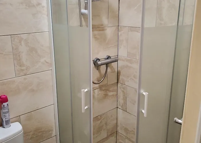 En Suite Bedrooms, Heaton, Newcastle
