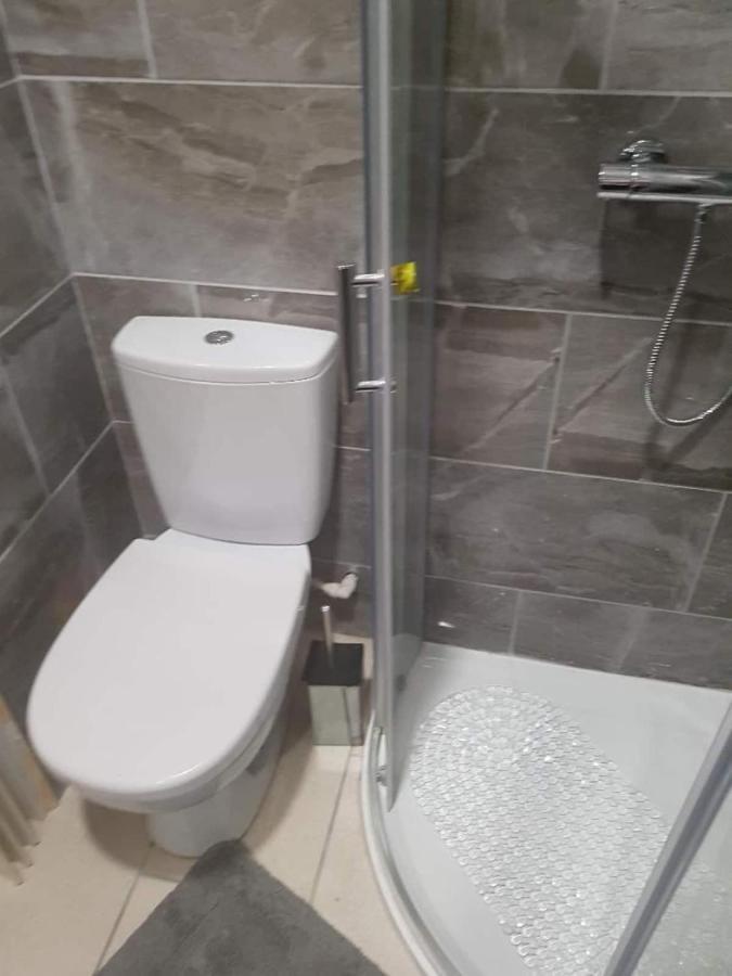 Guest house En Bedrooms, Heaton, *